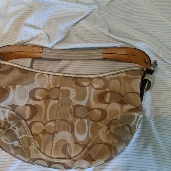 Coach purse - Picture 5 of 7